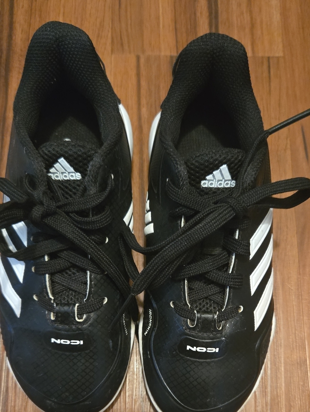 Kids Adidas Soccer Cleats Size 12
